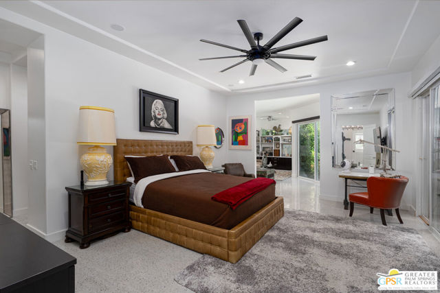 2160 N Hermosa Drive, Palm Springs CA: https://media.crmls.org/mediaz/8e5f33a4-953c-4360-a1ed-5cf5a0d6709d.jpg