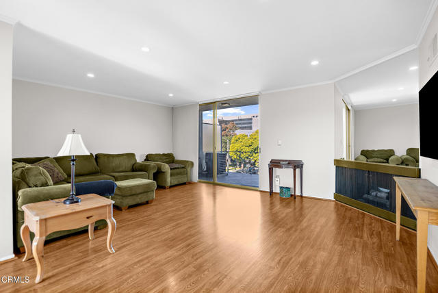 Detail Gallery Image 6 of 31 For 1000 Cordova St #308,  Pasadena,  CA 91106 - 2 Beds | 2 Baths