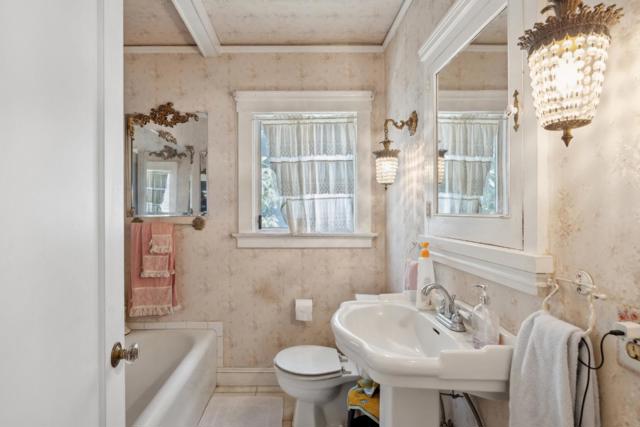 1516 Cortez Avenue, Burlingame CA: https://media.crmls.org/mediaz/8e5faf6d-2e36-4c26-a8f1-b6410f08b9b3.jpg