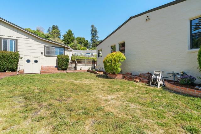 1003 Walnut Avenue, Santa Cruz CA: https://media.crmls.org/mediaz/8e61999e-1d25-4894-a5a4-56afd0bb4898.jpg