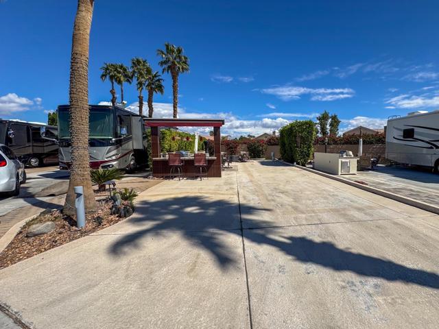 80394 Ave 48, Indio CA: https://media.crmls.org/mediaz/8e63a8d2-8360-46b5-91bc-97cf654fdef7.jpg
