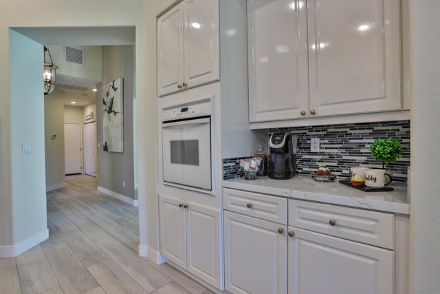 Image 30 of 63 For 42725 Turqueries Avenue