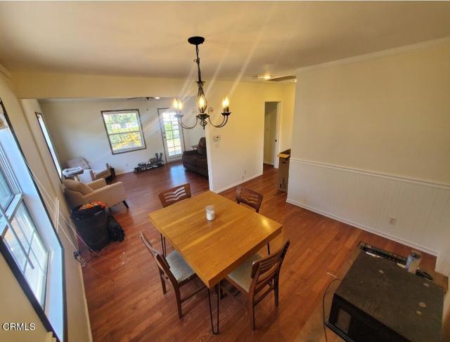32 N Lima Street, Sierra Madre CA: https://media.crmls.org/mediaz/8e63ffa8-4284-4cb4-bb91-f6873154fcf0.jpg
