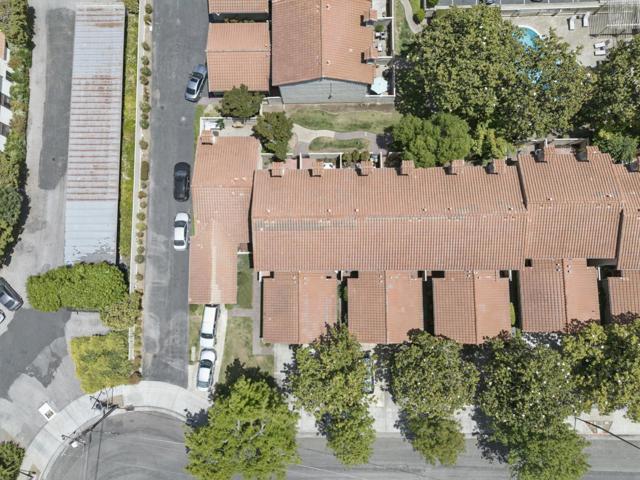 118 Salice Way, Campbell CA: https://media.crmls.org/mediaz/8e64a852-6f5f-40ce-8046-11f2585f2f0f.jpg