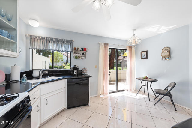 1404 Calle Lozano, Camarillo CA: https://media.crmls.org/mediaz/8e656c98-4dbc-4332-bc50-3fbbfeb53941.jpg