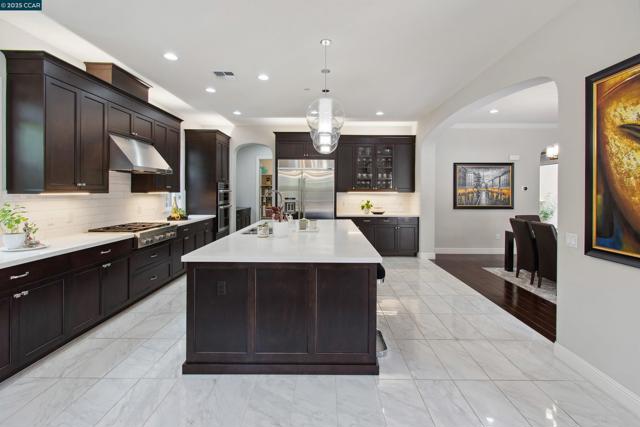 19 Baltana Place, Danville CA: https://media.crmls.org/mediaz/8e6755f8-3f9d-4f8c-9d47-abb7711dd70c.jpg