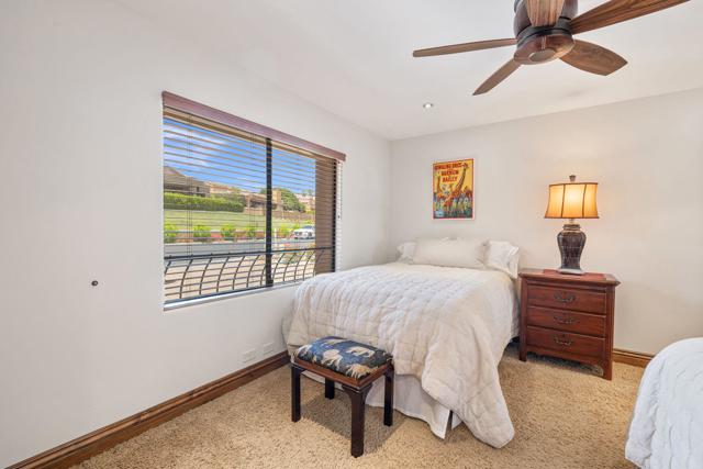 49006 Foxtail Lane, Palm Desert CA: https://media.crmls.org/mediaz/8e67732d-f06e-45c4-a2ee-9e72ee62de2a.jpg