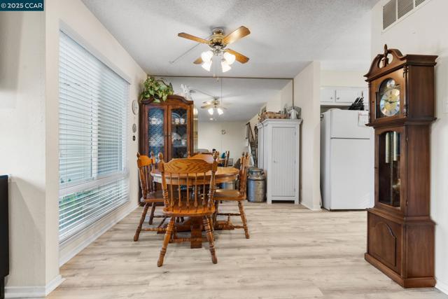 Image 6 of 31 For 1155 Kenwal Road  D