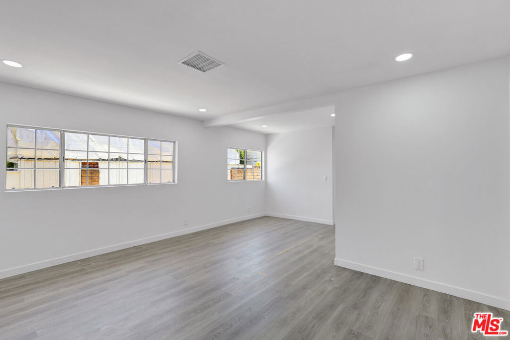 MLS #25572473 image #29