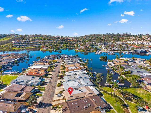 1446 La Linda Drive, San Marcos CA: https://media.crmls.org/mediaz/8e684152-f6c4-4c2a-aaf7-eb12940dd0f3.jpg