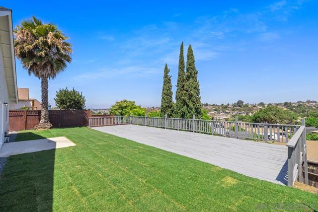 5868 Kings View Ct, San Diego CA: https://media.crmls.org/mediaz/8e69a031-ad77-4a91-9941-50258a6c76e6.jpg