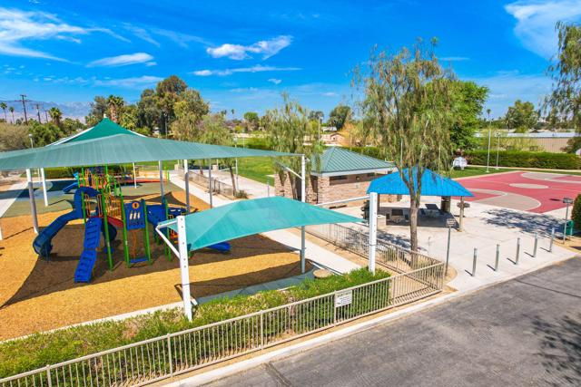 77570 California Drive, Palm Desert, CA 92211