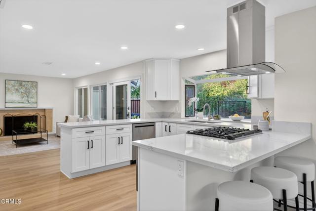 Detail Gallery Image 21 of 73 For 2225 Calle Riscoso, Thousand Oaks,  CA 91362 - 5 Beds | 3 Baths