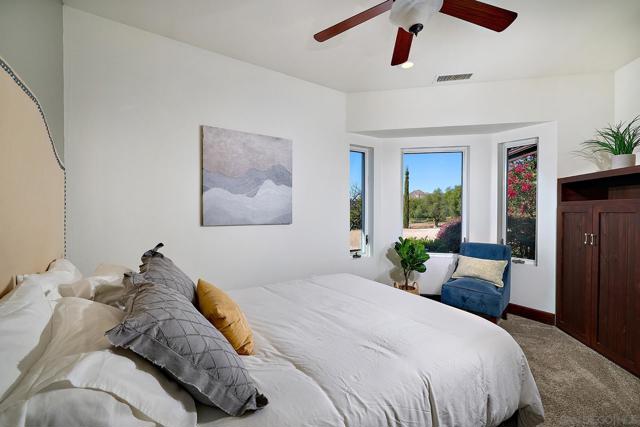 38408 Mesa Rd, Temecula CA: https://media.crmls.org/mediaz/8e6af6a2-b77a-4945-92a5-faf396147daa.jpg