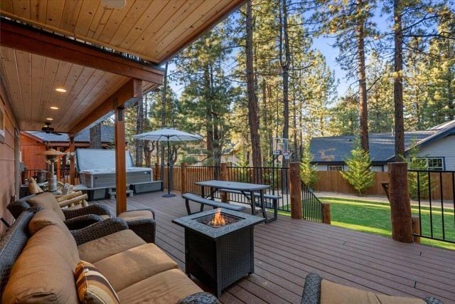 41562 Stone Bridge Road, Big Bear CA: https://media.crmls.org/mediaz/8e6b262e-fc3b-4532-a186-be3cbe68574d.jpg