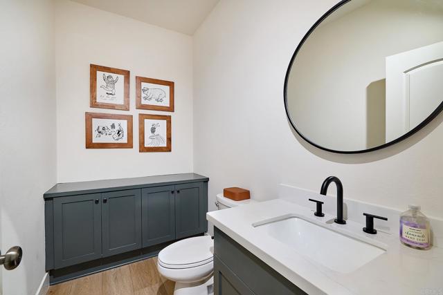 2610 Garden House Road, Carlsbad CA: https://media.crmls.org/mediaz/8e6bf5a5-e13e-45d8-87d2-4ef154a6f097.jpg