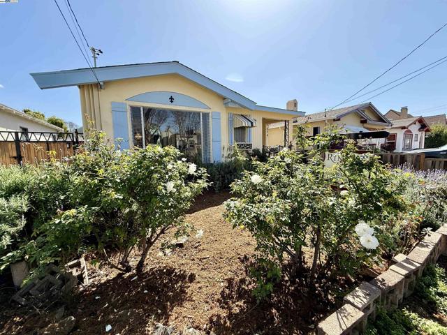 Image 1 of 57 For 574 Lewis Ave