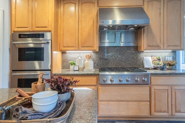 60 Brown Road, San Juan Bautista CA: https://media.crmls.org/mediaz/8e6cea94-2f5b-4ca6-9fb2-43b07ec03942.jpg