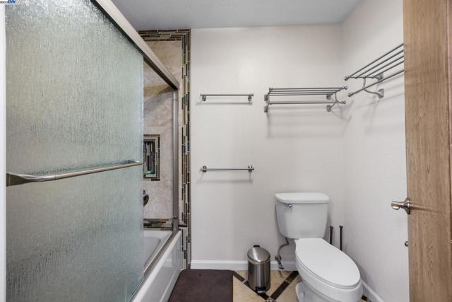 699 Fiesta Place, Hayward CA: https://media.crmls.org/mediaz/8e6d8cda-c612-4b3e-90ee-7c62817453dd.jpg