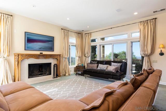 14440 Ridge Ranch Rd, Valley Center CA: https://media.crmls.org/mediaz/8e6fc8dc-d47f-4b20-bad1-1619ff782f02.jpg