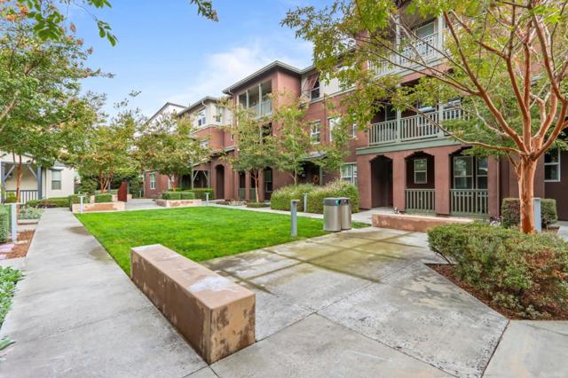 Image 3 of 41 For 457 Diller Street