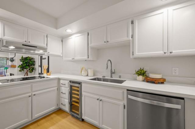 416 Portofino Drive, San Carlos CA: https://media.crmls.org/mediaz/8e708259-7066-41ee-8a67-5c23eaadaaf4.jpg