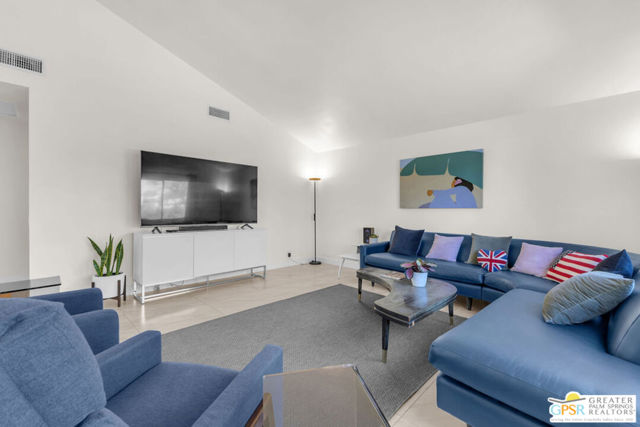 67795 Medano Road, Cathedral City CA: https://media.crmls.org/mediaz/8e72036f-24bb-4063-98e8-c345ff05b6d6.jpg