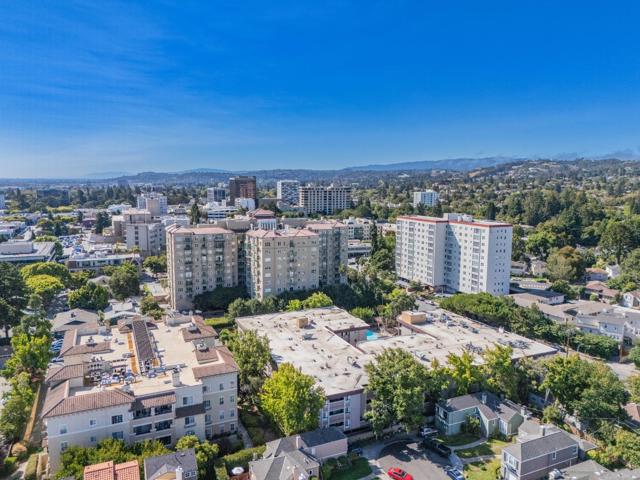 58 N El Camino Real, San Mateo CA: https://media.crmls.org/mediaz/8e7251aa-3bd0-4718-9c6d-cce1e4506581.jpg