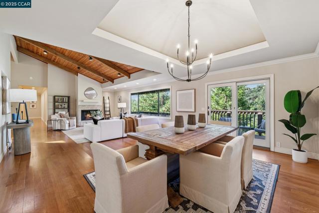 1149 Camino Vallecito, Lafayette CA: https://media.crmls.org/mediaz/8e727824-f31a-43d8-b5a2-30f6439f44aa.jpg