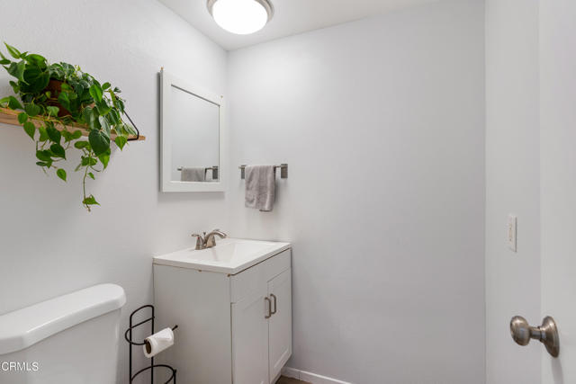 Detail Gallery Image 10 of 20 For 1005 Cabrillo Dr #C,  Duarte,  CA 91010 - 3 Beds | 1/1 Baths