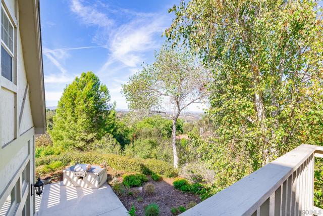 5 Rolling View Lane, Fallbrook, California 92028, 5 Bedrooms Bedrooms, ,5 BathroomsBathrooms,Single Family Residence,For Sale,Rolling View Lane,240024533SD