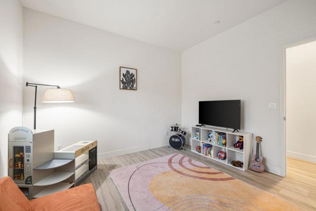42939 Cowboy Court, Indio CA: https://media.crmls.org/mediaz/8e746a06-067b-4588-a903-8ae5089f58f8.jpg