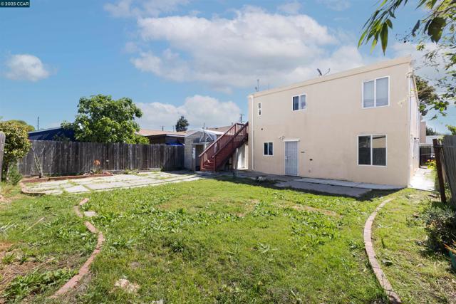 535 34th Street, Richmond CA: https://media.crmls.org/mediaz/8e74a184-72c5-4fcd-8df9-af5f83f2ca5a.jpg