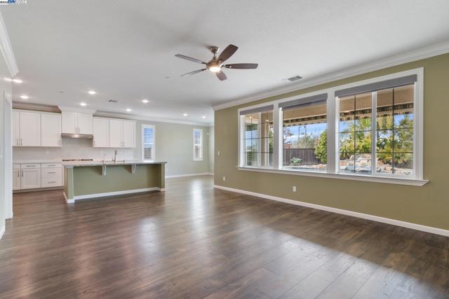 Image 10 of 48 For 10016 Wagoner Way