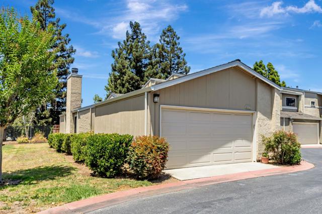 6579 Cooperage Court, San Jose CA: https://media.crmls.org/mediaz/8e75926a-d03c-4dc9-99ea-97722a75227a.jpg