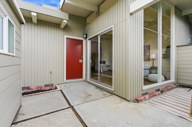 Image 39 of 65 For 3909 Middlefield Road F