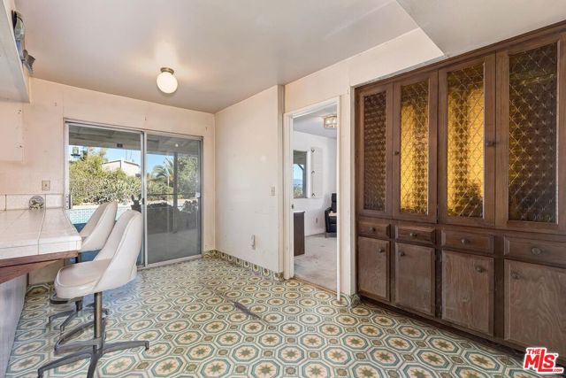 24561 Calvert Street, Woodland Hills CA: https://media.crmls.org/mediaz/8e77658d-4bc1-414c-acf3-8a403521b799.jpg