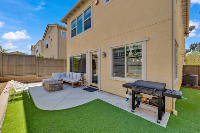 1132 Cherry Tree Lane, Vista CA: https://media.crmls.org/mediaz/8e776f22-49fa-4824-b0f0-e10f56a2f5bb.jpg