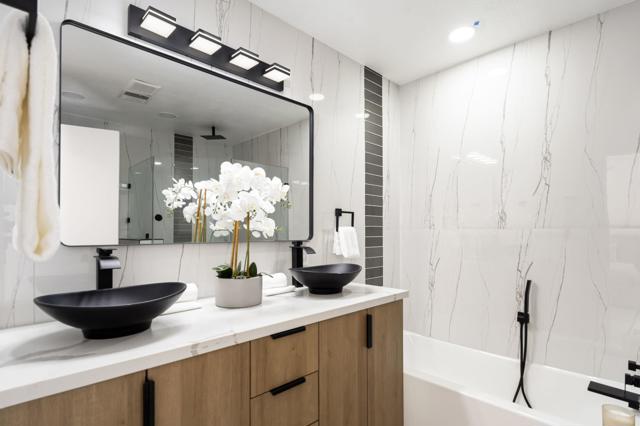 2171 E Francis Drive, Palm Springs CA: https://media.crmls.org/mediaz/8e77be20-8e41-4d12-b3a6-596a51d7b2b0.jpg