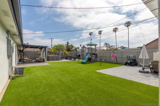 1410 California St., Imperial Beach CA: https://media.crmls.org/mediaz/8e783148-bee9-4480-a7bd-aaf30bb3f8a2.jpg