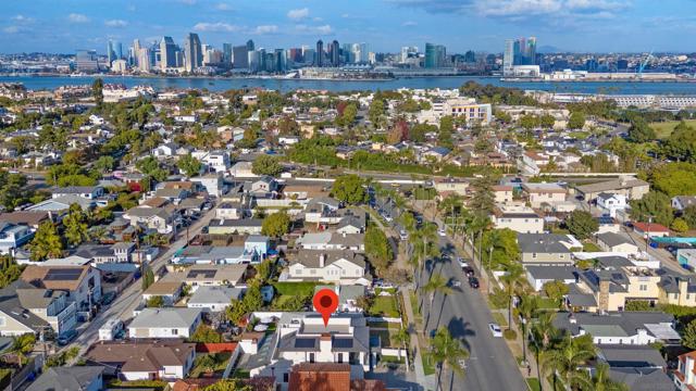 440 Pomona Avenue, Coronado CA: https://media.crmls.org/mediaz/8e783975-0482-433d-a2a7-fdbe483eaafd.jpg