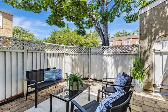 55 Carnegie Square, San Jose CA: https://media.crmls.org/mediaz/8e791d0c-317a-4e09-95b2-c1072849f40d.jpg