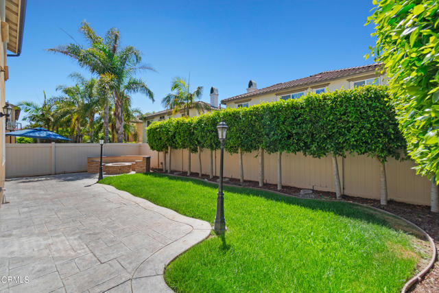 Detail Gallery Image 33 of 37 For 615 Halifax Ln, Oxnard,  CA 93035 - 3 Beds | 2/1 Baths