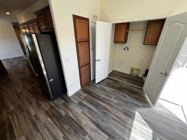 8975 Lamar St, Spring Valley CA: https://media.crmls.org/mediaz/8e7a7de9-ca06-4bdf-8beb-3dd21f732cd7.jpg