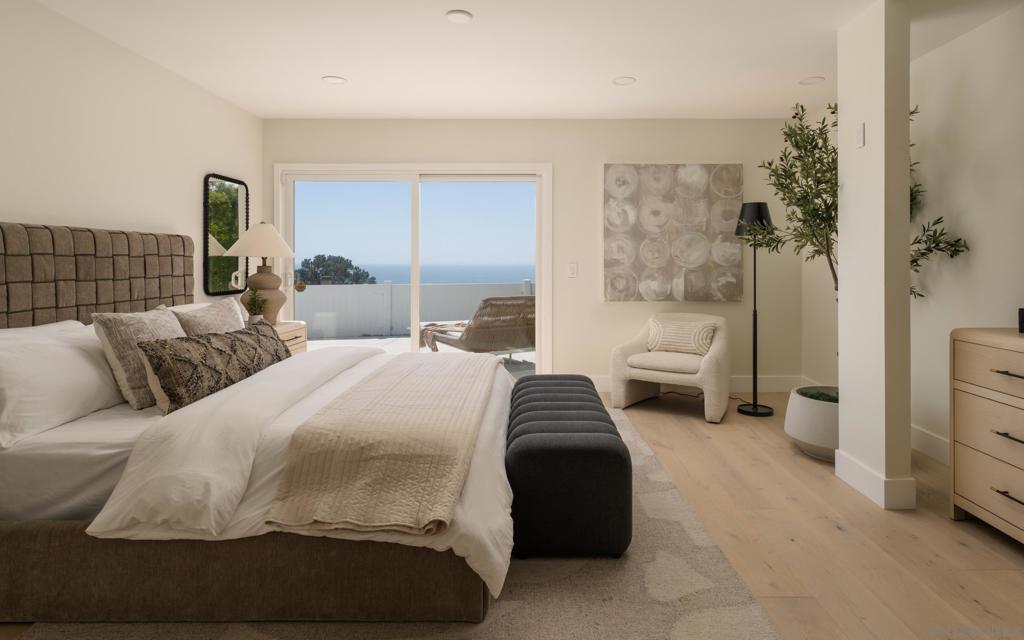 2206 Place Monaco - photo 15