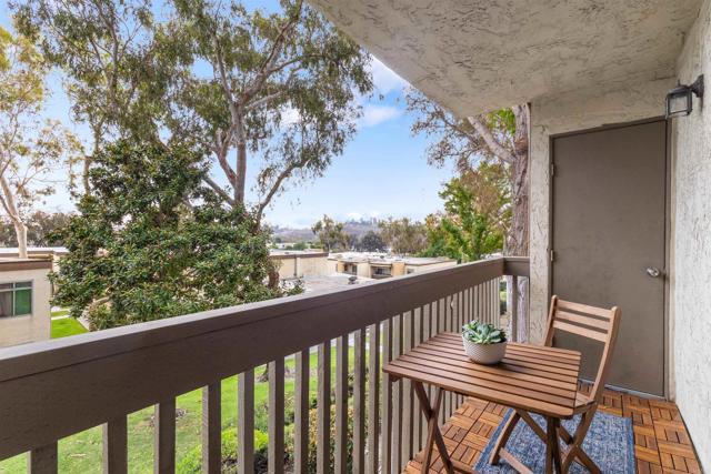 Detail Gallery Image 5 of 25 For 432 Edgehill Ln #74,  Oceanside,  CA 92054 - 1 Beds | 1 Baths