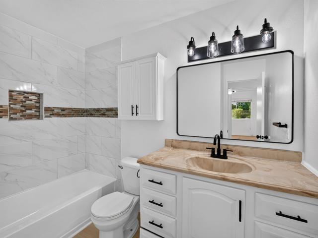 15408 La Mirada Boulevard, CC101 photo 22