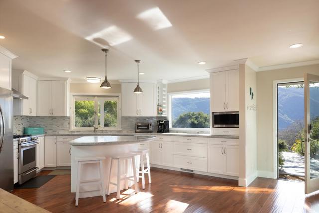 167 El Caminito Road, Carmel Valley CA: https://media.crmls.org/mediaz/8e7d83c1-b087-4254-af76-839eab243dbe.jpg