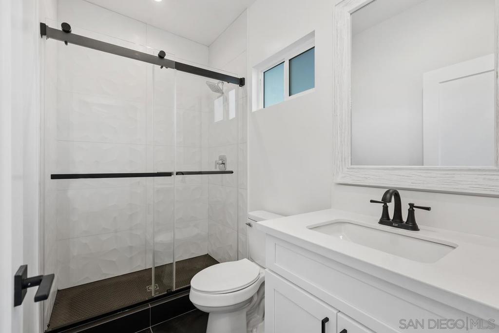 MLS #250036132SD image #13