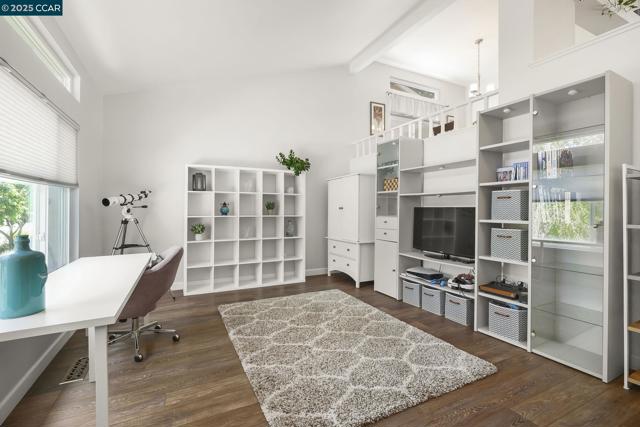 1169 Discovery Way, Concord CA: https://media.crmls.org/mediaz/8e7e446b-1945-4f93-b80c-8a52950219fa.jpg